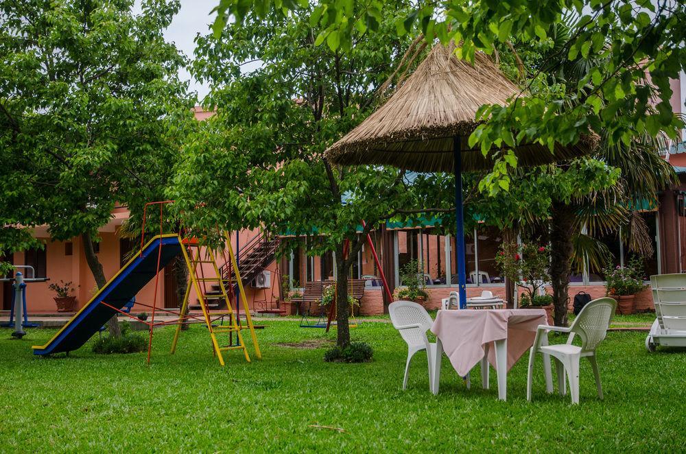 Hotel Del Pasaje Termas del Daymán Dış mekan fotoğraf