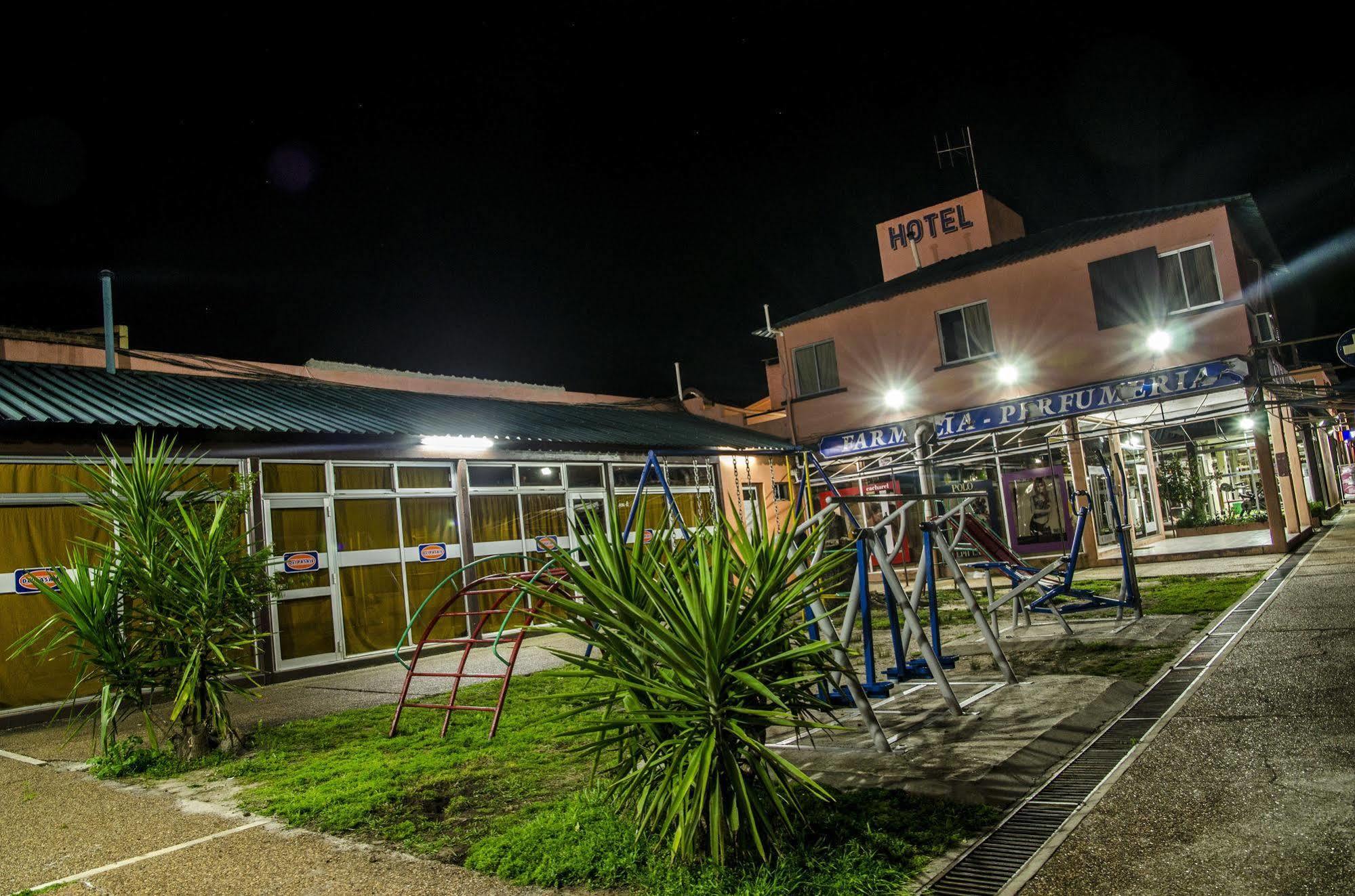 Hotel Del Pasaje Termas del Daymán Dış mekan fotoğraf